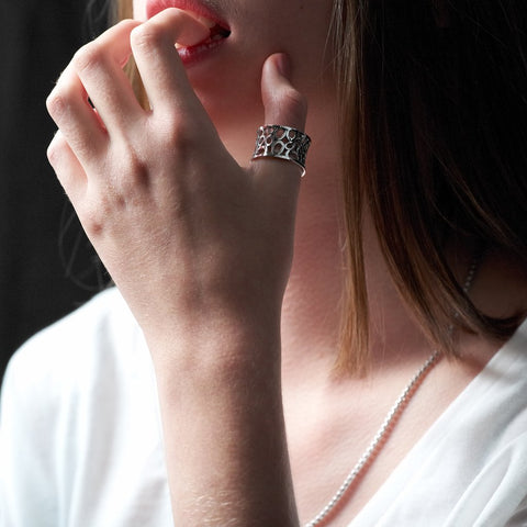 Antika has a range of sterling silver rings for the modern woman.